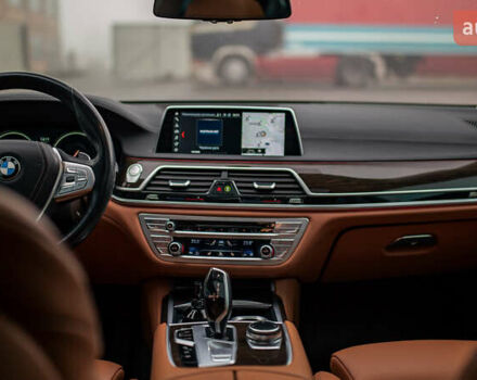 Черный БМВ 7 Серия, объемом двигателя 2.99 л и пробегом 243 тыс. км за 39000 $, фото 61 на Automoto.ua