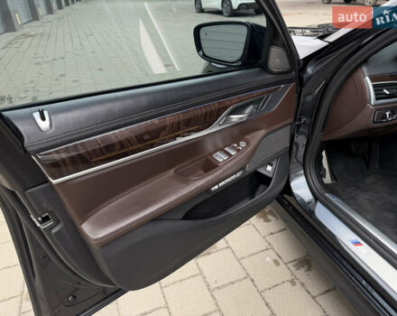 Черный БМВ 7 Серия, объемом двигателя 4.39 л и пробегом 157 тыс. км за 29700 $, фото 11 на Automoto.ua
