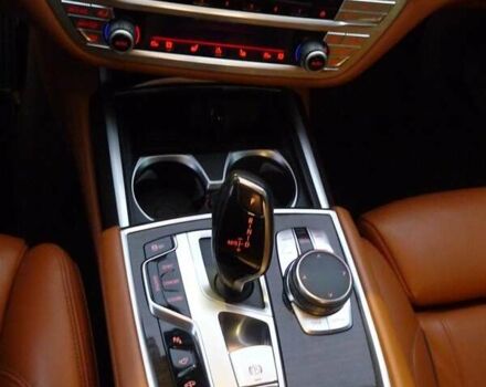 Черный БМВ 7 Серия, объемом двигателя 2.99 л и пробегом 240 тыс. км за 37000 $, фото 6 на Automoto.ua