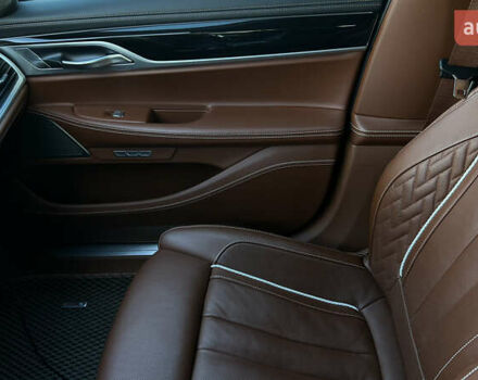 Черный БМВ 7 Серия, объемом двигателя 4.39 л и пробегом 30 тыс. км за 72000 $, фото 17 на Automoto.ua