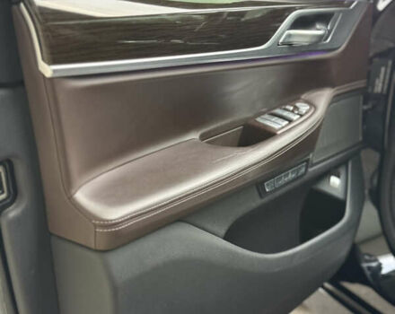 Чорний БМВ 7 Серія, об'ємом двигуна 2.99 л та пробігом 117 тис. км за 45000 $, фото 24 на Automoto.ua