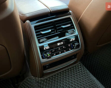 Черный БМВ 7 Серия, объемом двигателя 4.39 л и пробегом 30 тыс. км за 72000 $, фото 41 на Automoto.ua