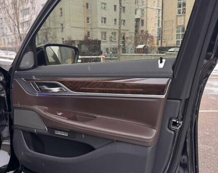 Чорний БМВ 7 Серія, об'ємом двигуна 2 л та пробігом 143 тис. км за 35000 $, фото 32 на Automoto.ua