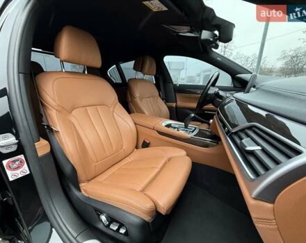 Черный БМВ 7 Серия, объемом двигателя 2 л и пробегом 175 тыс. км за 36999 $, фото 14 на Automoto.ua