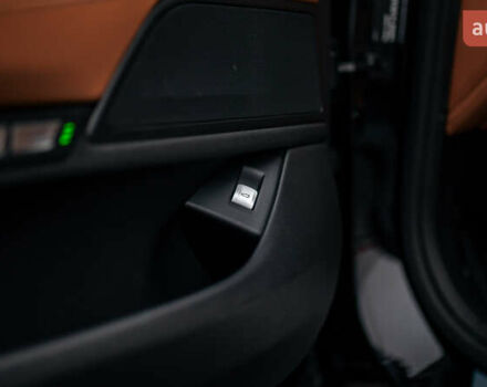 Черный БМВ 7 Серия, объемом двигателя 2.99 л и пробегом 243 тыс. км за 39000 $, фото 79 на Automoto.ua