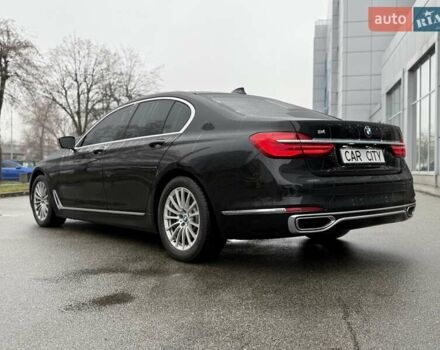 Черный БМВ 7 Серия, объемом двигателя 2 л и пробегом 175 тыс. км за 36999 $, фото 4 на Automoto.ua