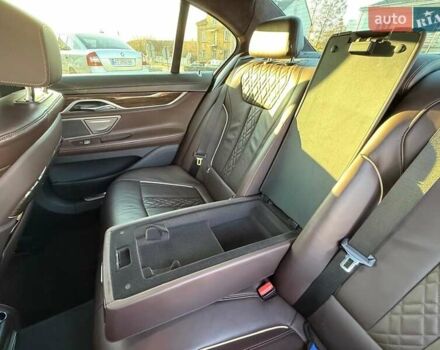 Черный БМВ 7 Серия, объемом двигателя 2.99 л и пробегом 116 тыс. км за 45000 $, фото 9 на Automoto.ua