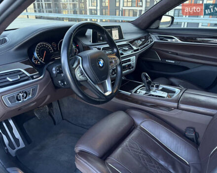 Черный БМВ 7 Серия, объемом двигателя 3 л и пробегом 160 тыс. км за 38500 $, фото 20 на Automoto.ua