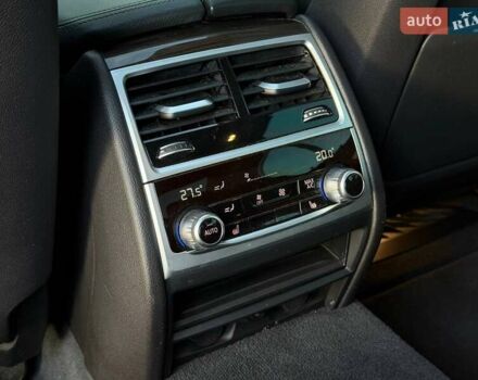 Черный БМВ 7 Серия, объемом двигателя 3 л и пробегом 130 тыс. км за 29000 $, фото 51 на Automoto.ua