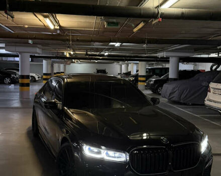 Черный БМВ 7 Серия, объемом двигателя 2.99 л и пробегом 125 тыс. км за 55600 $, фото 1 на Automoto.ua