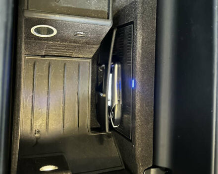 Черный БМВ 7 Серия, объемом двигателя 3 л и пробегом 218 тыс. км за 36500 $, фото 41 на Automoto.ua