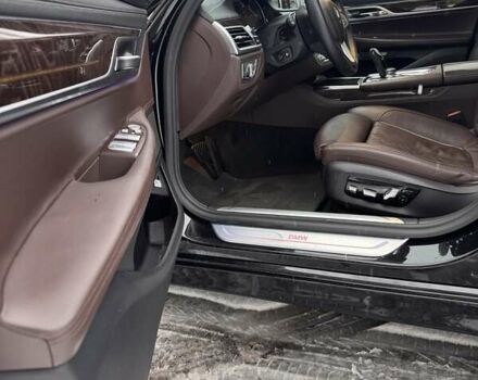 Чорний БМВ 7 Серія, об'ємом двигуна 2 л та пробігом 143 тис. км за 35000 $, фото 47 на Automoto.ua