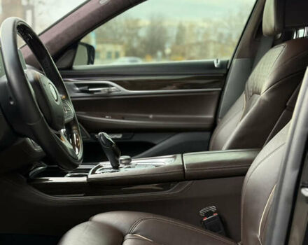 Чорний БМВ 7 Серія, об'ємом двигуна 2.99 л та пробігом 117 тис. км за 45000 $, фото 29 на Automoto.ua