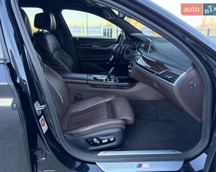 Черный БМВ 7 Серия, объемом двигателя 3 л и пробегом 160 тыс. км за 41500 $, фото 23 на Automoto.ua