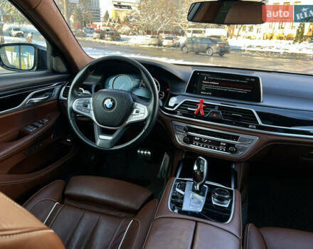 Черный БМВ 7 Серия, объемом двигателя 4.39 л и пробегом 30 тыс. км за 72000 $, фото 44 на Automoto.ua