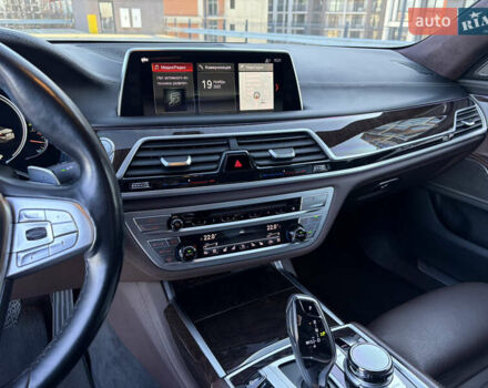 Черный БМВ 7 Серия, объемом двигателя 3 л и пробегом 160 тыс. км за 41500 $, фото 30 на Automoto.ua