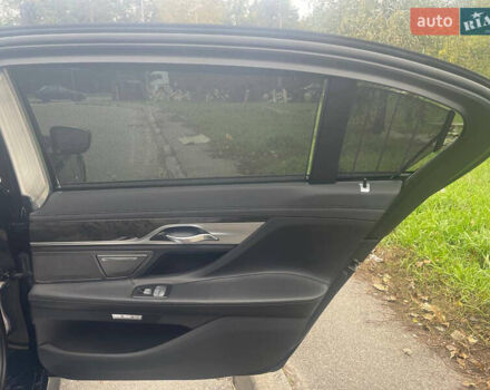 Черный БМВ 7 Серия, объемом двигателя 2.99 л и пробегом 183 тыс. км за 38900 $, фото 46 на Automoto.ua