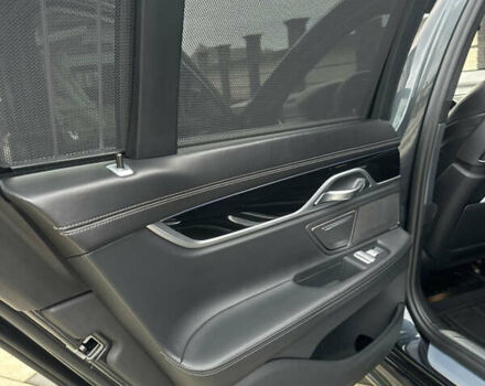 Чорний БМВ 7 Серія, об'ємом двигуна 3 л та пробігом 181 тис. км за 40999 $, фото 14 на Automoto.ua