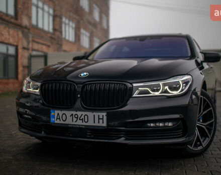 Черный БМВ 7 Серия, объемом двигателя 2.99 л и пробегом 243 тыс. км за 39000 $, фото 5 на Automoto.ua