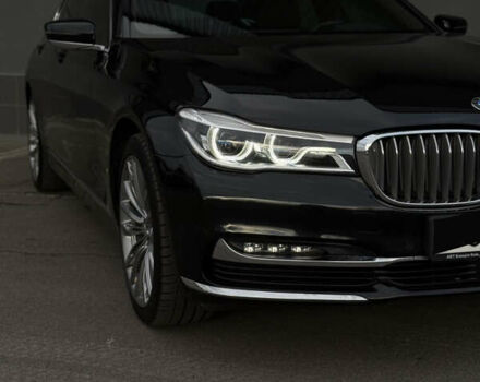 Чорний БМВ 7 Серія, об'ємом двигуна 2.99 л та пробігом 117 тис. км за 45000 $, фото 10 на Automoto.ua