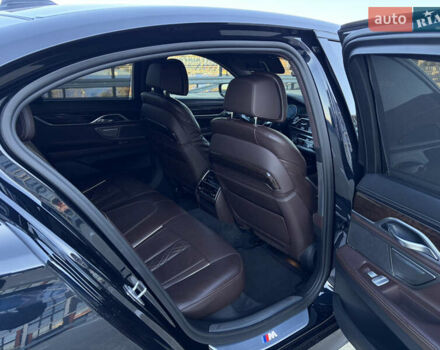 Черный БМВ 7 Серия, объемом двигателя 3 л и пробегом 160 тыс. км за 38500 $, фото 24 на Automoto.ua