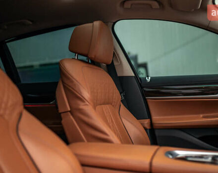 Черный БМВ 7 Серия, объемом двигателя 2.99 л и пробегом 243 тыс. км за 39000 $, фото 89 на Automoto.ua