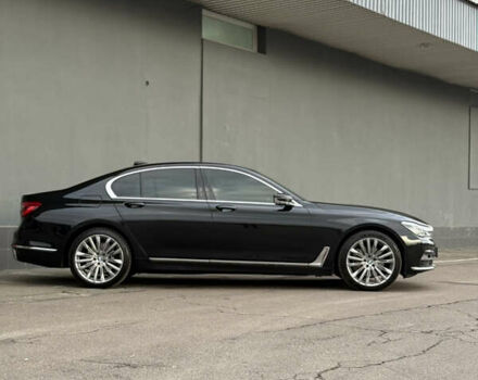 Чорний БМВ 7 Серія, об'ємом двигуна 2.99 л та пробігом 117 тис. км за 45000 $, фото 12 на Automoto.ua