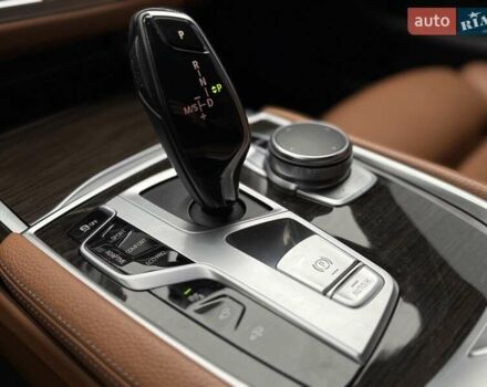 Черный БМВ 7 Серия, объемом двигателя 2 л и пробегом 175 тыс. км за 36999 $, фото 26 на Automoto.ua