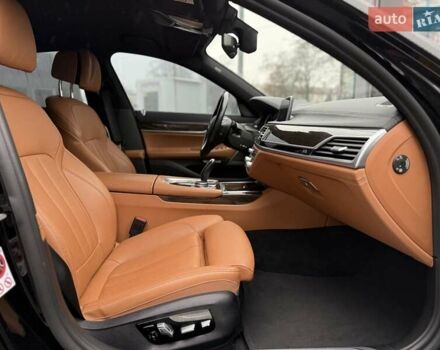 Черный БМВ 7 Серия, объемом двигателя 2 л и пробегом 175 тыс. км за 36999 $, фото 12 на Automoto.ua