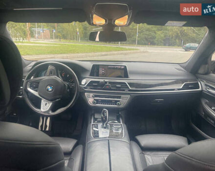 Черный БМВ 7 Серия, объемом двигателя 2.99 л и пробегом 183 тыс. км за 38900 $, фото 23 на Automoto.ua