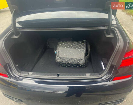 Черный БМВ 7 Серия, объемом двигателя 2.99 л и пробегом 183 тыс. км за 38900 $, фото 41 на Automoto.ua