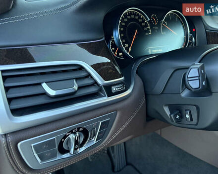 Черный БМВ 7 Серия, объемом двигателя 3 л и пробегом 160 тыс. км за 38500 $, фото 59 на Automoto.ua