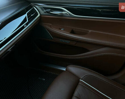 Черный БМВ 7 Серия, объемом двигателя 4.39 л и пробегом 30 тыс. км за 72000 $, фото 15 на Automoto.ua