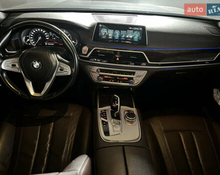 Черный БМВ 7 Серия, объемом двигателя 3 л и пробегом 218 тыс. км за 36500 $, фото 49 на Automoto.ua