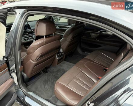 Черный БМВ 7 Серия, объемом двигателя 4.39 л и пробегом 157 тыс. км за 29700 $, фото 16 на Automoto.ua