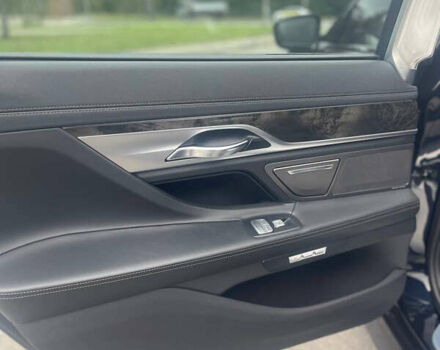 Черный БМВ 7 Серия, объемом двигателя 2.99 л и пробегом 183 тыс. км за 38900 $, фото 27 на Automoto.ua