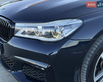 Черный БМВ 7 Серия, объемом двигателя 3 л и пробегом 160 тыс. км за 41500 $, фото 11 на Automoto.ua