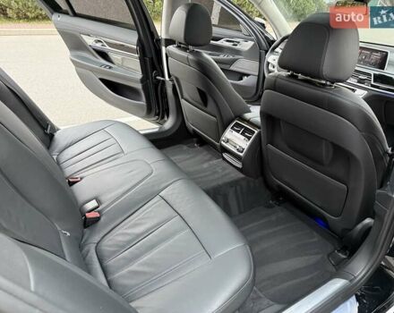 Черный БМВ 7 Серия, объемом двигателя 2.98 л и пробегом 136 тыс. км за 32800 $, фото 49 на Automoto.ua