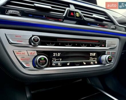 Черный БМВ 7 Серия, объемом двигателя 2.98 л и пробегом 136 тыс. км за 32800 $, фото 78 на Automoto.ua