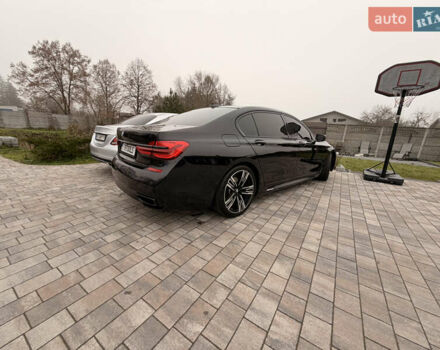 Чорний БМВ 7 Серія, об'ємом двигуна 3 л та пробігом 179 тис. км за 35000 $, фото 6 на Automoto.ua