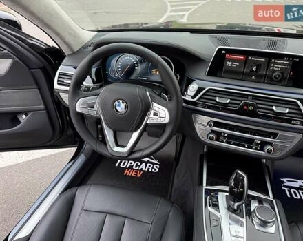 Черный БМВ 7 Серия, объемом двигателя 2.98 л и пробегом 136 тыс. км за 32800 $, фото 71 на Automoto.ua