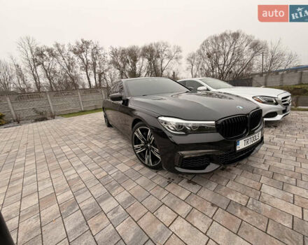 Чорний БМВ 7 Серія, об'ємом двигуна 3 л та пробігом 179 тис. км за 35000 $, фото 1 на Automoto.ua