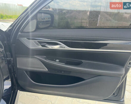 Черный БМВ 7 Серия, объемом двигателя 3 л и пробегом 173 тыс. км за 33000 $, фото 70 на Automoto.ua