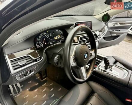 Черный БМВ 7 Серия, объемом двигателя 2.99 л и пробегом 102 тыс. км за 35900 $, фото 35 на Automoto.ua