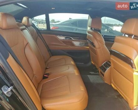 Чорний БМВ 7 Серія, об'ємом двигуна 3 л та пробігом 96 тис. км за 8600 $, фото 9 на Automoto.ua