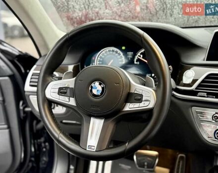 Черный БМВ 7 Серия, объемом двигателя 2.99 л и пробегом 102 тыс. км за 35900 $, фото 38 на Automoto.ua