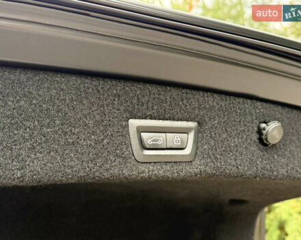 Черный БМВ 7 Серия, объемом двигателя 3 л и пробегом 107 тыс. км за 74950 $, фото 126 на Automoto.ua