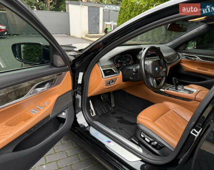 Черный БМВ 7 Серия, объемом двигателя 2.99 л и пробегом 71 тыс. км за 71000 $, фото 11 на Automoto.ua