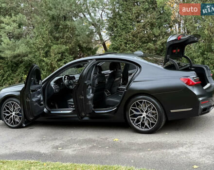 Черный БМВ 7 Серия, объемом двигателя 3 л и пробегом 107 тыс. км за 74950 $, фото 33 на Automoto.ua