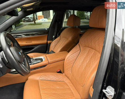 Черный БМВ 7 Серия, объемом двигателя 2.99 л и пробегом 71 тыс. км за 71000 $, фото 9 на Automoto.ua